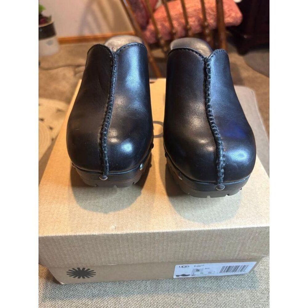 Ugg Shoes Womens 5 Black Leather Mules Clogs Fleece Lined Festival Boho Heel